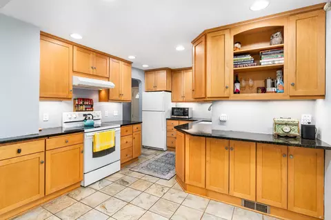 5306 Wyoming St, Duluth, MN 55804 photo 12