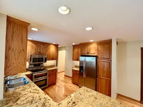 1814 Brookside Dr, Albert Lea, MN 56007 photo 8
