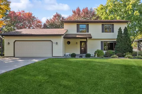 5373 Cottage Ave, White Bear Lake, MN 55110