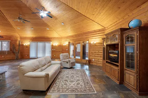 Living - 12531 250th St, Milaca, MN 56353 photo 4 of 7