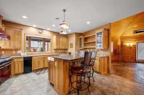 Kitchen - 12531 250th St, Milaca, MN 56353 photo 3 of 7