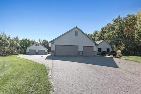 4954 170th Ln NW, Andover, MN 55304