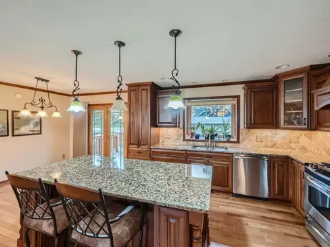 10140 Brookside Ave, Bloomington, MN 55431 photo 7