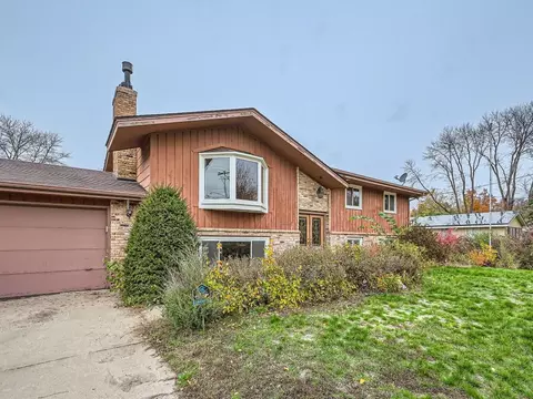 10140 Brookside Ave, Bloomington, MN 55431 photo 2