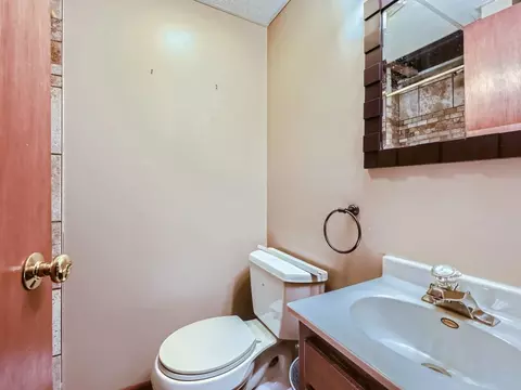 10140 Brookside Ave, Bloomington, MN 55431 photo 24