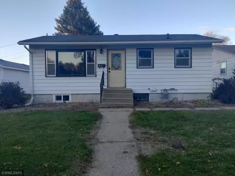 524 W Channing Ave, Fergus Falls, MN 56537