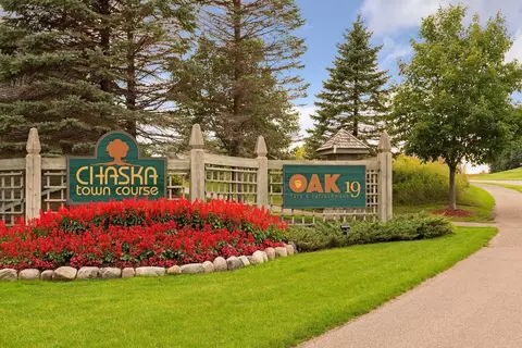 1179 Gallery Ln, Chaska, MN 55318