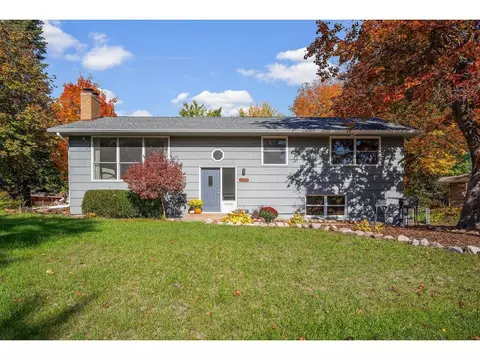 16224 Birch Ln, Minnetonka, MN 55345