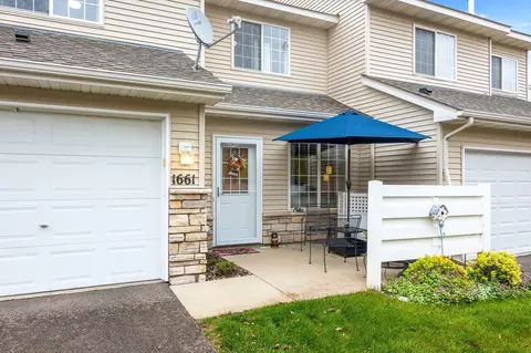 1661 Patriot Ln, Waconia, MN 55387