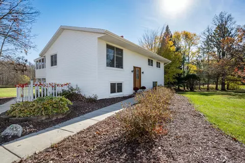 21834 Grouse Ln, Grand Rapids, MN 55744
