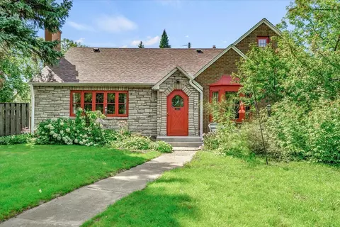 1841 Asbury St, Falcon Heights, MN 55113