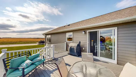 Exterior - 596 6th Ct SE, Dover, MN 55929 photo 2 of 5