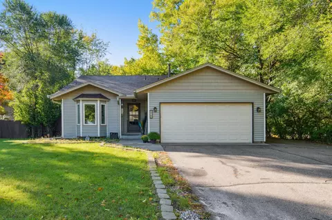 510 105th Ave NW, Coon Rapids, MN 55448