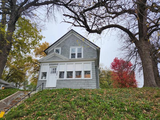 727 S Broadway Ave, Albert Lea, MN 56007