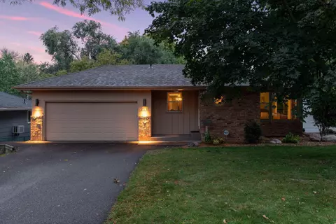 2911 W 70 12 St, Richfield, MN 55423