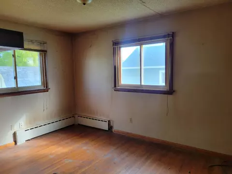 63 E 7th St, Superior, WI 54880 photo 11