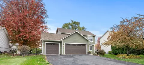 1981 Groveland Way, Shakopee, MN 55379