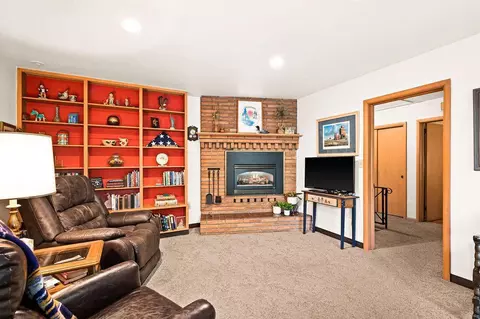4620 W 8th St, Duluth, MN 55807 photo 11