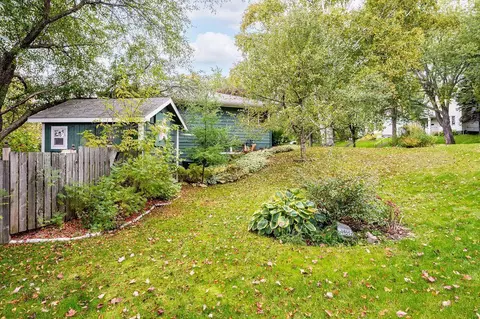 4620 W 8th St, Duluth, MN 55807 photo 3
