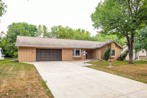 1805 Beecher Dr, Eagan, MN 55122 photo 43