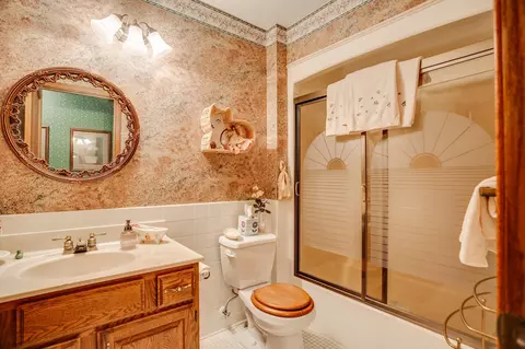 1805 Beecher Dr, Eagan, MN 55122 photo 22