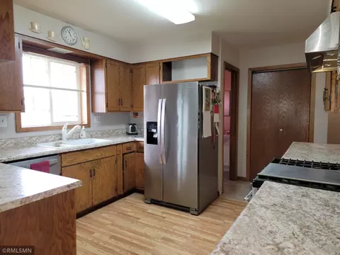 320 Main St E, Eagle Bend, MN 56446 photo 5