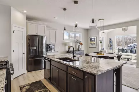 4284 Ginger Dr, Minnetrista, MN 55331 photo 18