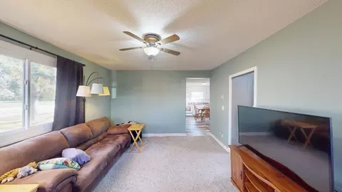 201 7th St E, Browerville, MN 56438 photo 3