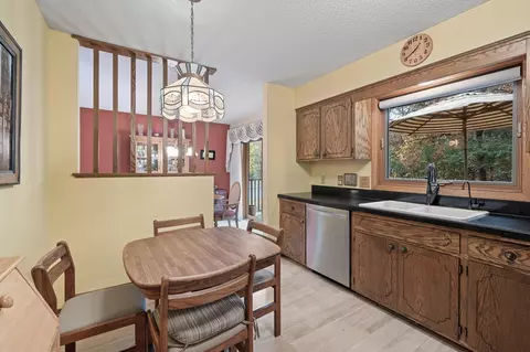 3760 Drexel Ct, Eagan, MN 55123 photo 14