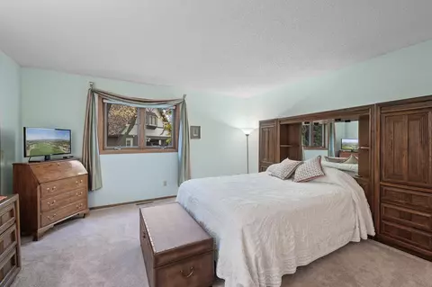 3760 Drexel Ct, Eagan, MN 55123 photo 16