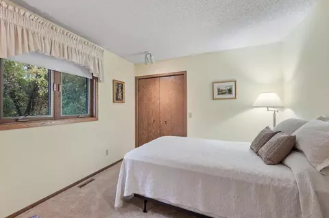 3760 Drexel Ct, Eagan, MN 55123 photo 19