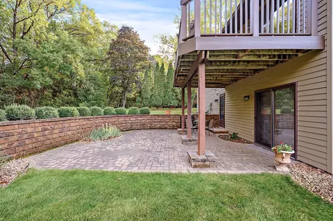 3760 Drexel Ct, Eagan, MN 55123 photo 8