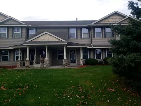 847 Winsome Way NW, Isanti, MN 55040