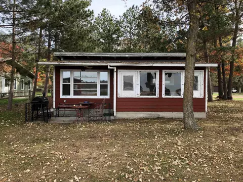 38569 E Blueberry Dr, Menahga, MN 56464