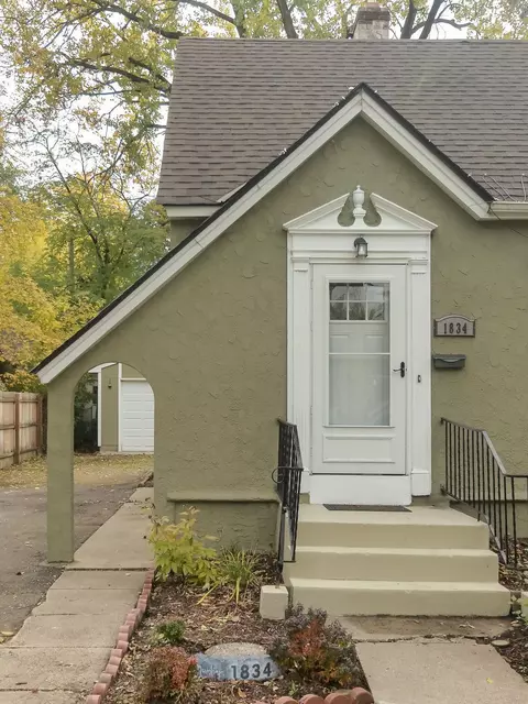 1834 4th St, White Bear Lake, MN 55110