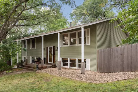 251 Gramsie Rd, Shoreview, MN 55126