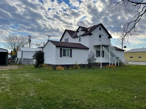 125 1st Ave NE, Eagle Bend, MN 56446 photo 3