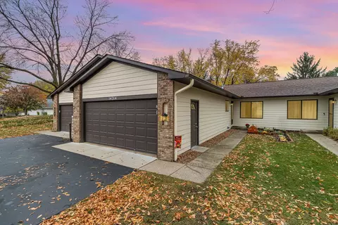 14314 Glenda Dr, Apple Valley, MN 55124