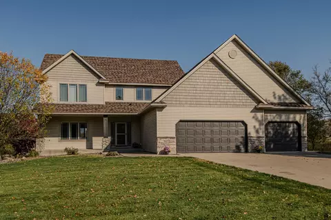 5417 Creekside Ln SW, Rochester, MN 55902