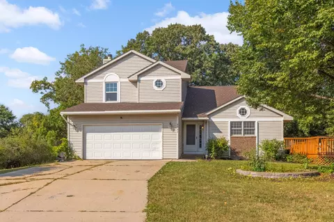 9731 Penn Ave N, Brooklyn Park, MN 55444
