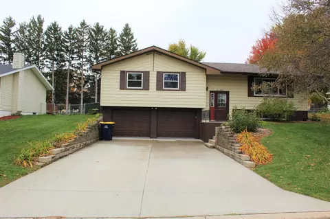 715 4th Ave NW, Plainview, MN 55964 photo 5