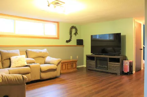 715 4th Ave NW, Plainview, MN 55964 photo 37