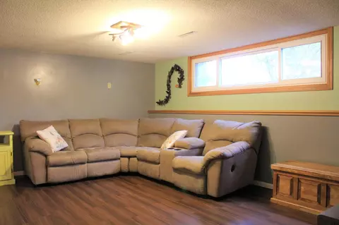 715 4th Ave NW, Plainview, MN 55964 photo 35