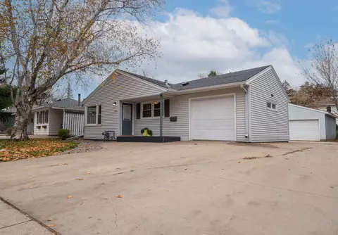 2331 17th Ave NW, Rochester, MN 55901