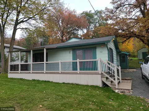512 N Hamilton St, Saint Croix Falls, WI 54024
