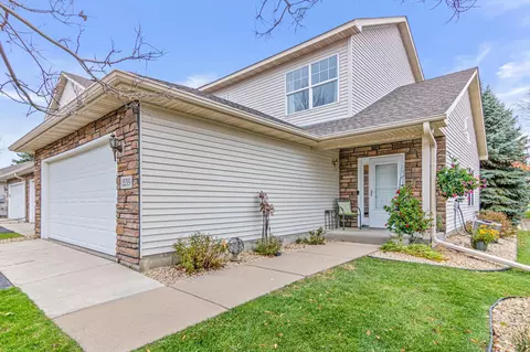 15319 Chili Ct, Rosemount, MN 55068