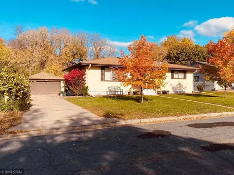 4550 Dakota St SE, Prior Lake, MN 55372