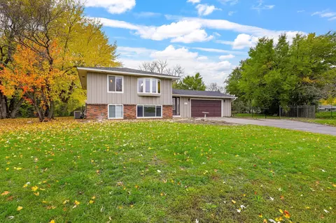 4001 Pumice Ln, Eagan, MN 55122