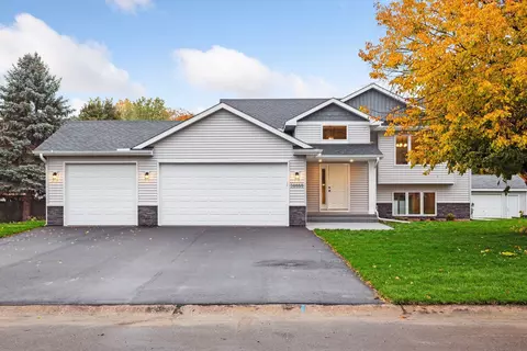 38555 9th Ave, North Branch, MN 55056