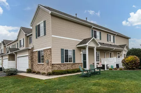 1857 Sandcherry Ct NW, Rochester, MN 55901
